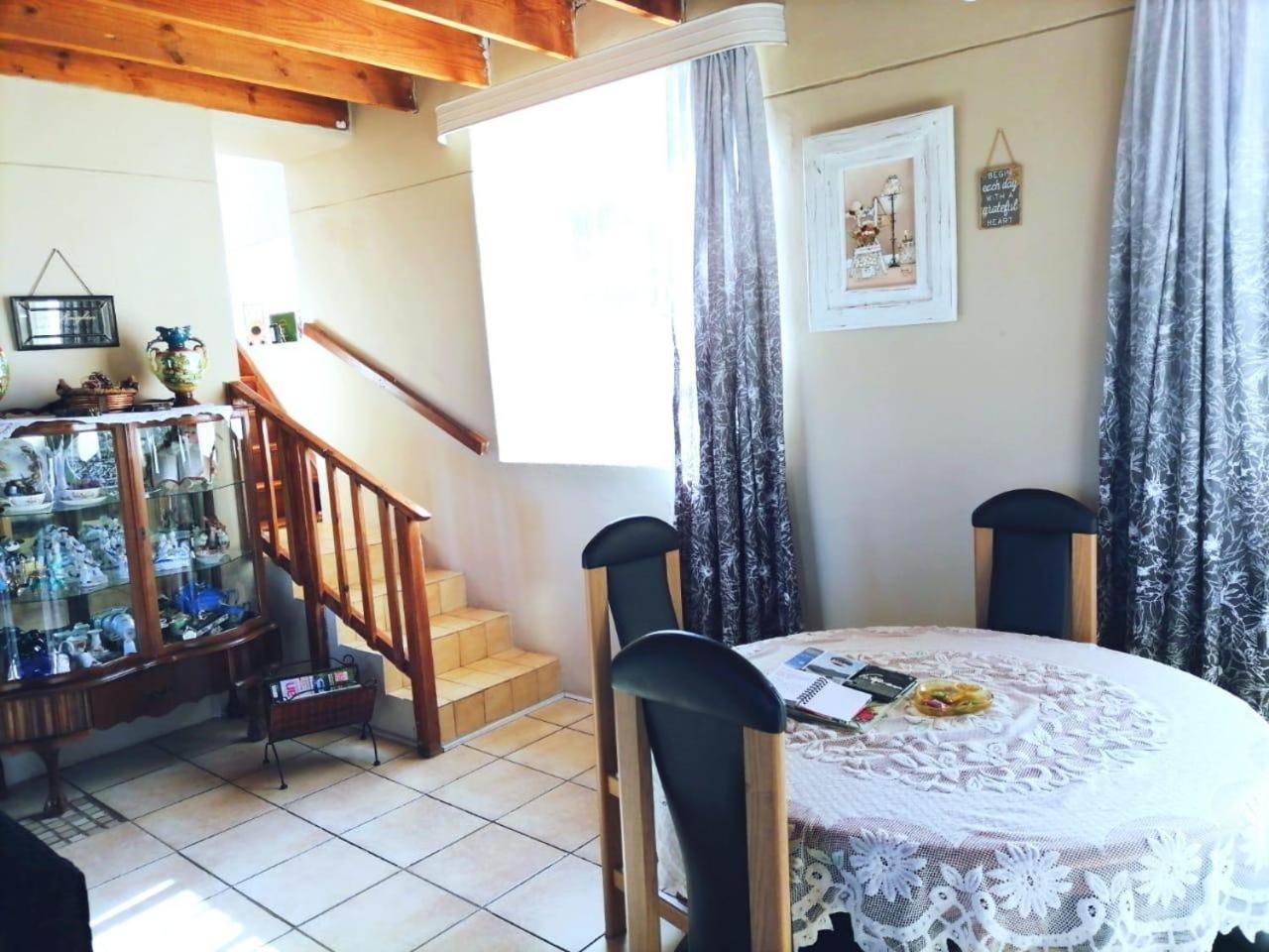 Gentle Presence Cottages Clarens Exterior photo